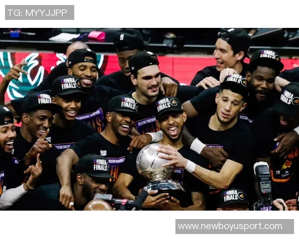 泰伦卢赞奥拉迪波坚韧不拔期待他重返巅峰状态 泰伦卢赞奥拉迪波坚韧不拔期待他重返巅峰状态