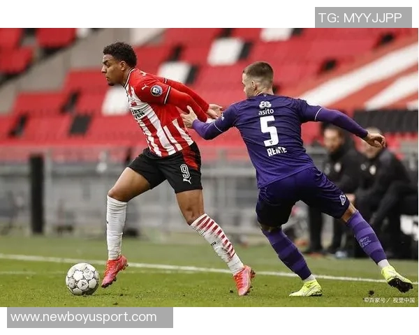 儒尼奥尔精彩助攻助埃因霍温逆转那不勒斯实现反超胜利