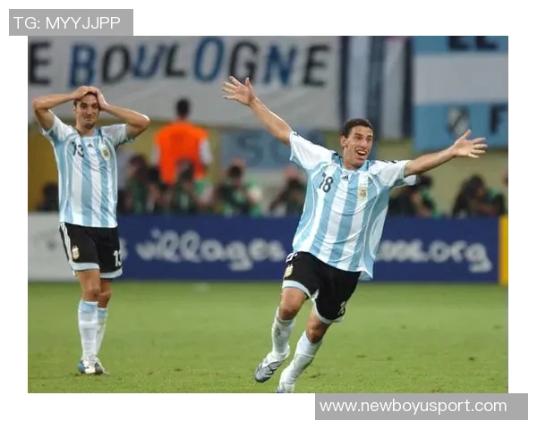 斯卡洛尼谈苏莱在阿根廷国家队的关注与年轻球员的共同挑战