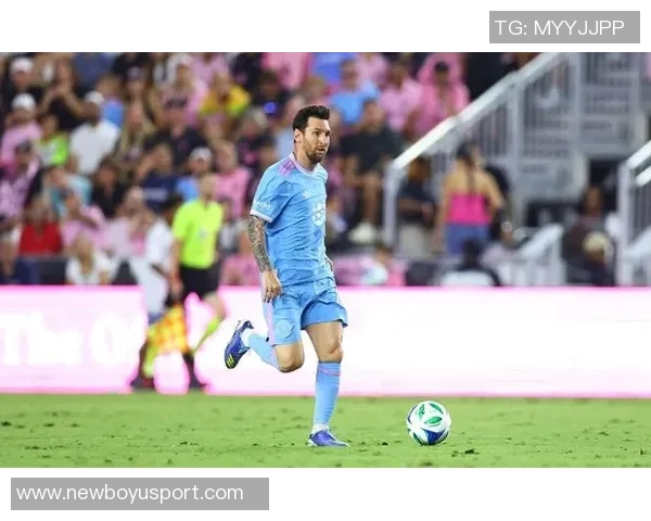 阿尔巴巧妙穿裆助攻迈阿密足球队轻松领先对手4-1