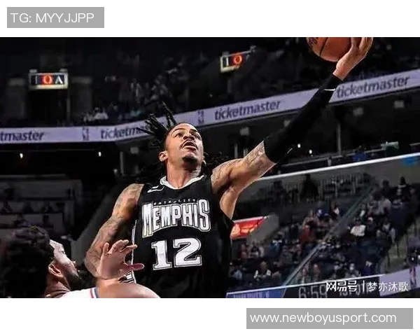 菜鸟理查德表现出色贡献15分科沃德助攻4次埃奇库姆抢下6个篮板